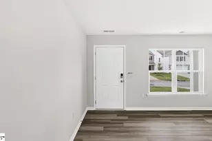4125 Springshire Ln, Boiling Springs, SC 29316 - Photo 5