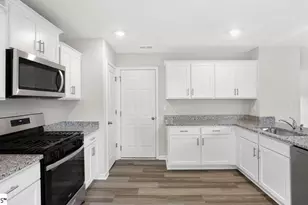 4125 Springshire Ln, Boiling Springs, SC 29316 - Photo 15