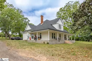 6025 Mountain View Rd, Taylors, SC 29687 - Photo 3