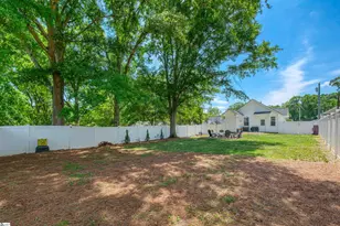 506 W D Ave, Easley, SC 29640 - Photo 25