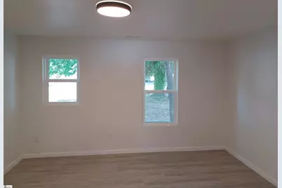 137 Forest Street, Greer, SC 29650 - Photo 17