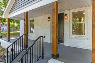 137 Forest St, Greer, SC 29650 - Photo 5