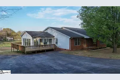 221 Lakeview Drive, Liberty, SC 29657 - Photo 1