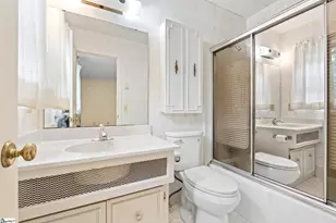 205 Oak Ridge Ct, Greer, SC 29650 - Photo 25