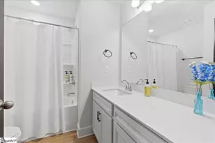 66 Mardale Ln, Greenville, SC 29609 - Photo 23