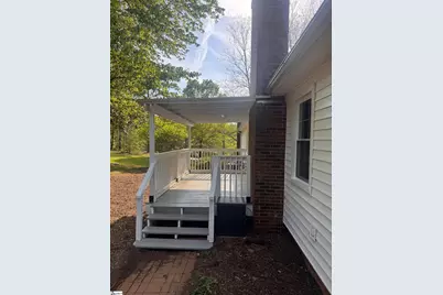 385 Wall Street, Campobello, SC 29322 - Photo 13