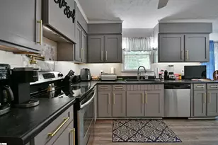 208 Sheffield Ct, Easley, SC 29642 - Photo 19