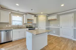 160 Thorn Crk Dr, Gaffney, SC 29341 - Photo 9