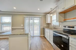 160 Thorn Crk Dr, Gaffney, SC 29341 - Photo 11