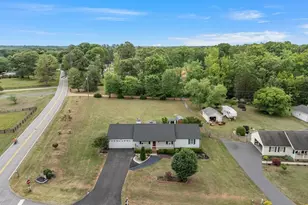 101 Springside Dr, Boiling Springs, SC 29316 - Photo 35