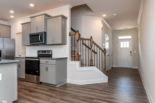 437 Yellow Fox Rd, Greer, SC 29650 - Photo 5