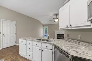 206 Autumnwood Way, Simpsonville, SC 29681 - Photo 9