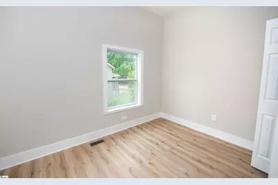41 2nd Street, Greenville, SC 29611 - Photo 17