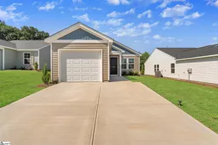 159 Cloverfield Ln, Spartanburg, SC 29303 - Photo 1