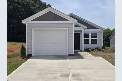 151 Cloverfield Lane, Spartanburg, SC 29303 - Photo 1