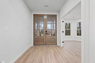 323 Hunts Bridge Rd, Greenville, SC 29617 - Photo 3
