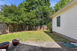 305 Grant St, Easley, SC 29640 - Photo 27