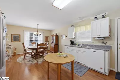 305 Grant Street, Easley, SC 29640 - Photo 13