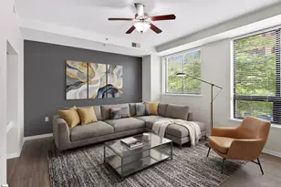 100 E Washington St, Greenville, SC 29601 - Photo 7