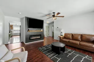 26 Michell Dr, Taylors, SC 29687 - Photo 3