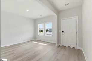 8 Swan Grv Trl, Fountain Inn, SC 29645 - Photo 5
