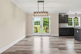 307 Tribble St, Honea Path, SC 29654 - Photo 11