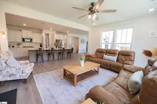357 Fenwick Dr, Woodruff, SC 29388 - Photo 11