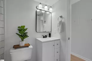 925 Cleveland St, Greenville, SC 29601 - Photo 17