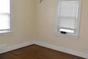 207 E Fairview Ave, Greer, SC 29651 - Photo 9