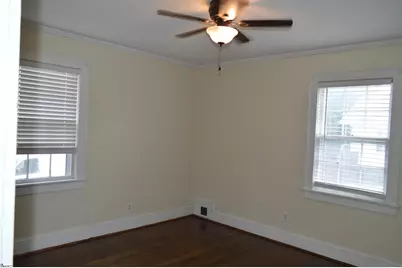 207 E Fairview Avenue, Greer, SC 29651 - Photo 13