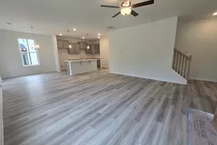 339 E Pyrenees Dr, Wellford, SC 29385 - Photo 11
