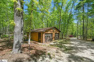 730 W Cove Dr, Mountain Rest, SC 29664 - Photo 37