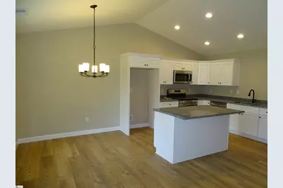 242/246 Brewton Road, Spartanburg, SC 29301 - Photo 3