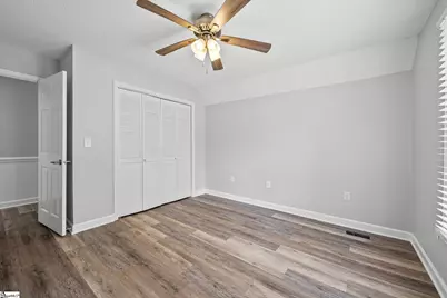 111 Englewood Drive, Inman, SC 29349 - Photo 9