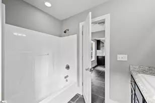 815 E Main St, Taylors, SC 29687 - Photo 17