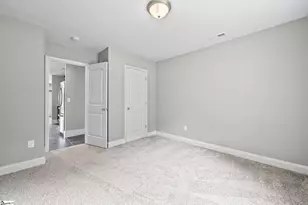 815 E Main St, Taylors, SC 29687 - Photo 15