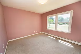 368 Fairlane Dr, Spartanburg, SC 29307 - Photo 17