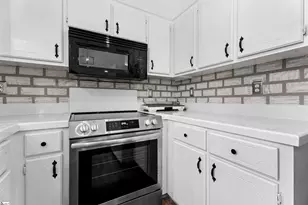 1104 Dunwoody Dr, Simpsonville, SC 29681 - Photo 9