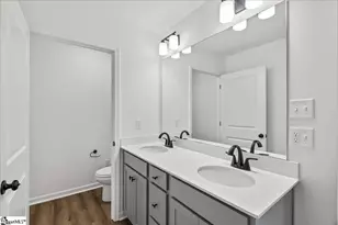 423 Belgrove Wy, Easley, SC 29640 - Photo 15