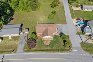 504 Peach Orchard Rd, Union, SC 29379 - Photo 7
