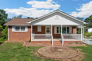 504 Peach Orchard Rd, Union, SC 29379 - Photo 1