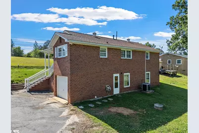 504 Peach Orchard Road, Union, SC 29379 - Photo 11