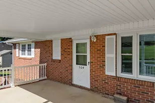 504 Peach Orchard Rd, Union, SC 29379 - Photo 5