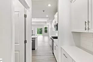 557 Woodcot Dr, Woodruff, SC 29388 - Photo 9