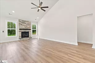 917 Tibetan St, Spartanburg, SC 29303 - Photo 13