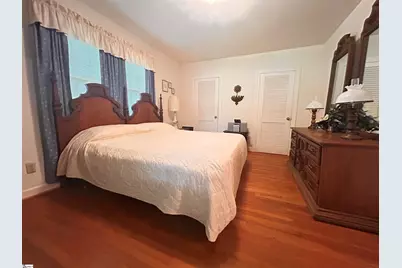 1003 W Main Street, Laurens, SC 29360 - Photo 3