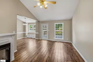 312 Carmichael Ct, Boiling Springs, SC 29316 - Photo 5