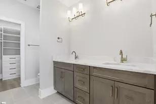 75 McNeil Ct, Greenville, SC 29609 - Photo 13