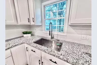 110 Lyons Court, Simpsonville, SC 29681 - Photo 15