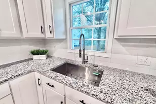 110 Lyons Ct, Simpsonville, SC 29681 - Photo 15